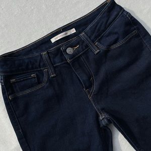 Levi’s 535 Skinny Jeans US 26 Lightly Used